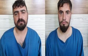 این دو سارق را شناسایی کنید+عکس/ سرقت خشن طلاهای کودکان در خیابان ؛ گوش یکی از بچه‌ها پاره شده